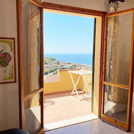 Capoliveri Appartamento Panoramico Con Terrazzo Екстер'єр фото