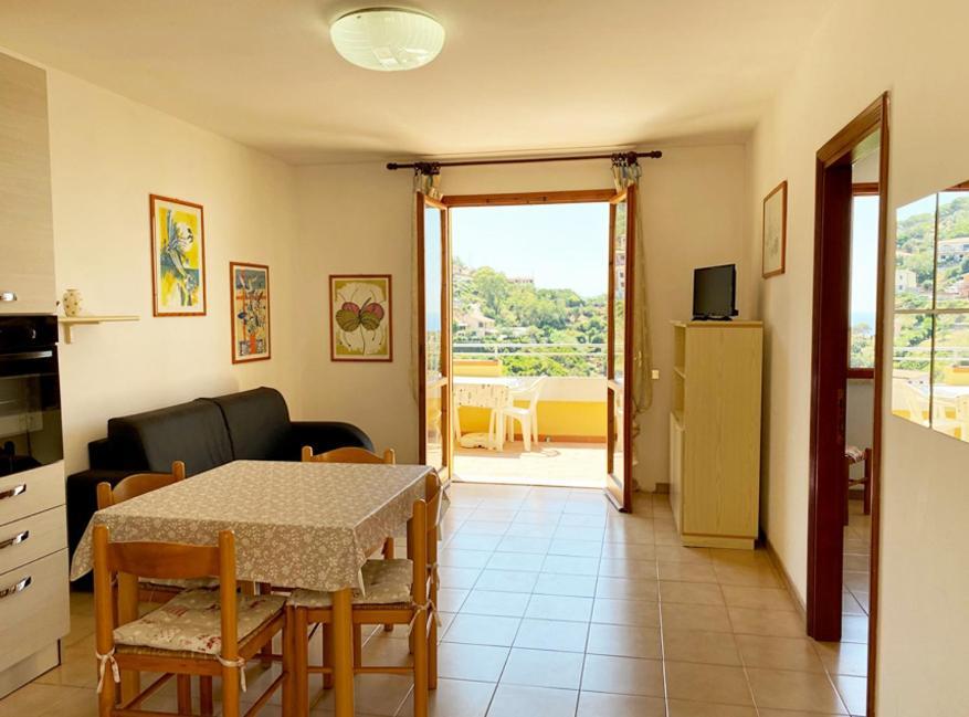 Capoliveri Appartamento Panoramico Con Terrazzo Екстер'єр фото